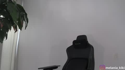 Melania   -    online show from 01-10-25, 08:15