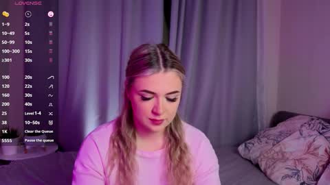 Snapshot of diannedibartolo chatting on 11-10-25, 07:13 diannedibartolo online show from 11-10-25, 07:13