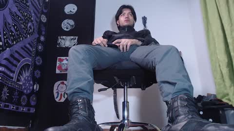 Snapshot of dicaprioo_ chatting on 12-12-24, 11:58 DICAPRIO online show from 12-12-24, 11:58