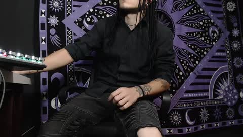 Snapshot of dicaprioo_ chatting on 01-14-25, 11:48 DICAPRIO online show from 01-14-25, 11:48