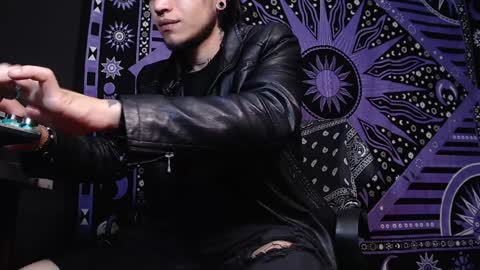 Snapshot of dicaprioo_ chatting on 01-30-25, 08:53 DICAPRIO online show from 01-30-25, 08:53