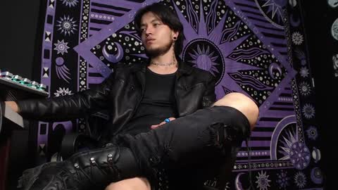 Snapshot of dicaprioo_ chatting on 01-31-25, 06:57 DICAPRIO online show from 01-31-25, 06:57