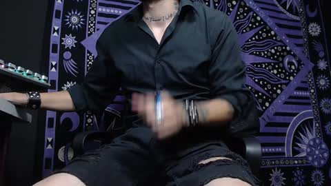 Snapshot of dicaprioo_ chatting on 02-03-25, 06:39 DICAPRIO online show from 02-03-25, 06:39