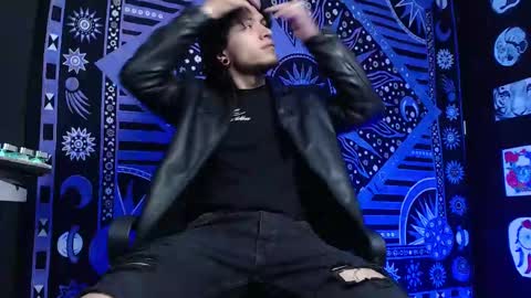 Snapshot of dicaprioo_ chatting on 02-12-25, 06:40 DICAPRIO online show from 02-12-25, 06:40