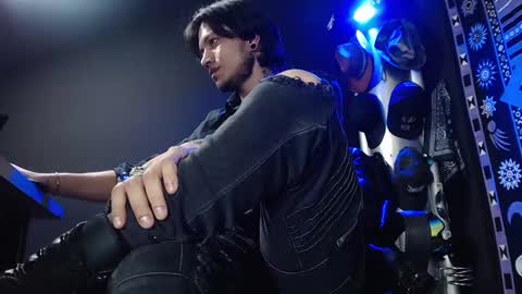 Snapshot of dicaprioo_ chatting on 03-03-25, 09:48 DICAPRIO online show from 03-03-25, 09:48