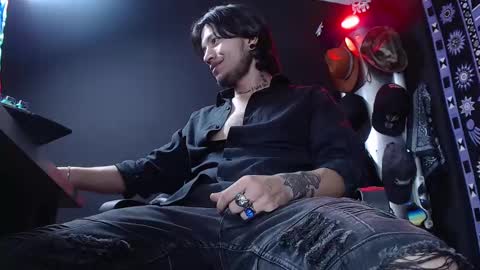 Snapshot of dicaprioo_ chatting on 03-05-25, 08:21 DICAPRIO online show from 03-05-25, 08:21