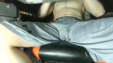 Snapshot of dick_and_muscle chatting on 02-19-25, 05:06 Dick And Muscle online show from 02-19-25, 05:06