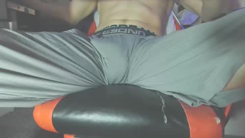 Snapshot of dick_and_muscle chatting on 09-17-25, 01:40 Dick And Muscle online show from 09-17-25, 01:40