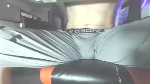 Snapshot of dick_and_muscle chatting on 10-16-25, 01:39 Dick And Muscle online show from 10-16-25, 01:39