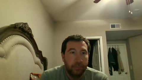 Snapshot of dickblogger chatting on 12-16-25, 04:50 dickblogger online show from 12-16-25, 04:50