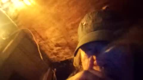 Snapshot of dickbowen64 chatting on 01-09-25, 09:16 Dickbowen online show from 01-09-25, 09:16