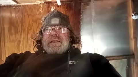 Snapshot of dickbowen64 chatting on 01-27-25, 07:03 Dickbowen online show from 01-27-25, 07:03