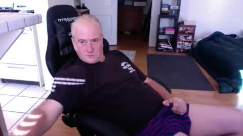 Richard Fleischer online show from 10-10-25, 03:22