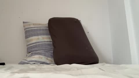 Im Julian  all cum shot videos here    online show from 02-22-25, 04:40