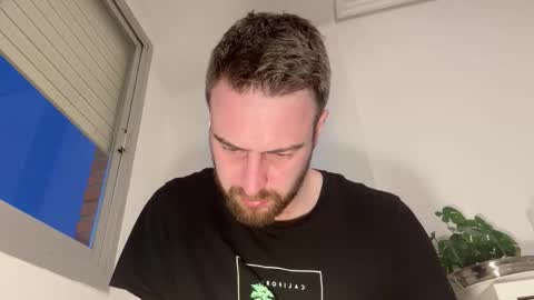 Im Julian  all cum shot videos here    online show from 02-08-26, 06:39