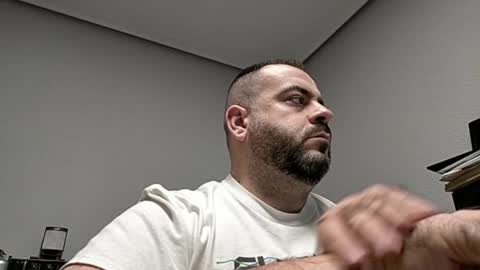 Snapshot of dicktracy_86 chatting on 12-22-24, 05:32 DANI online show from 12-22-24, 05:32