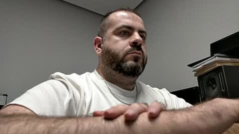 Snapshot of dicktracy_86 chatting on 12-25-24, 10:48 DANI online show from 12-25-24, 10:48