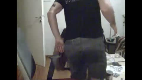 Snapshot of dickus_biggus chatting on 06-12-26, 07:07 dickus_biggus online show from 06-12-26, 07:07