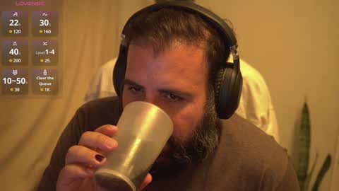 Snapshot of dicristalino chatting on 12-08-24, 02:28 Cristian Dipolino online show from 12-08-24, 02:28