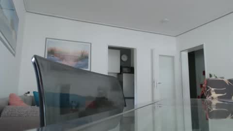 Snapshot of didiegal chatting on 10-04-25, 11:41 squirtcock online show from 10-04-25, 11:41