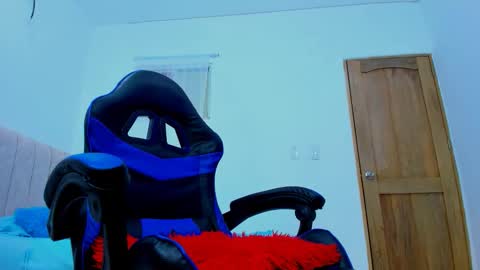 Snapshot of diego__cruz chatting on 09-12-25, 11:54 Diego online show from 09-12-25, 11:54