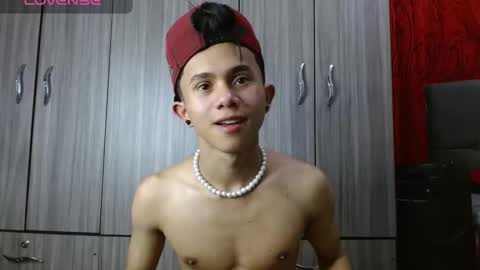 Diego Sanx01 online show from 12-17-24, 11:27