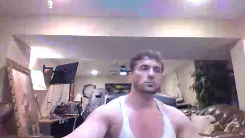 Snapshot of diegodavids chatting on 05-19-26, 01:00 diegodavids online show from 05-19-26, 01:00