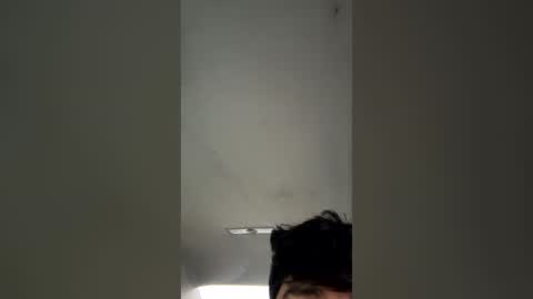 Snapshot of diegorous8 chatting on 06-12-26, 02:16 diegorous8 online show from 06-12-26, 02:16
