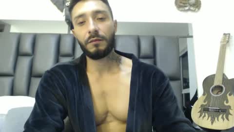 Snapshot of diehgoo_ortega chatting on 12-15-24, 04:51 Diego Ortega online show from 12-15-24, 04:51