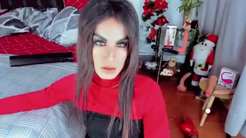 Snapshot of difiortiffany chatting on 12-24-24, 02:10 difiortiffany online show from 12-24-24, 02:10