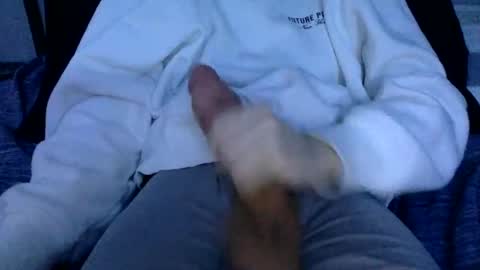 digbicknik online show from 02-19-25, 05:16