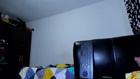 diiego_xxx online show from 11-17-25, 01:44