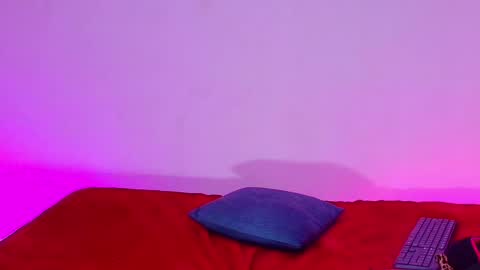 diiosa_latina online show from 04-28-26, 02:27