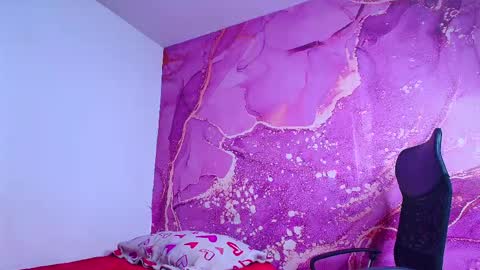 Snapshot of diiosa_latina chatting on 05-19-26, 01:56 diiosa_latina online show from 05-19-26, 01:56