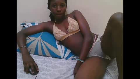 Dijah online show from 10-17-25, 02:59