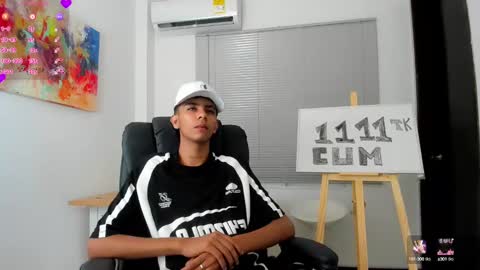 dikey_18 online show from 02-01-25, 05:28