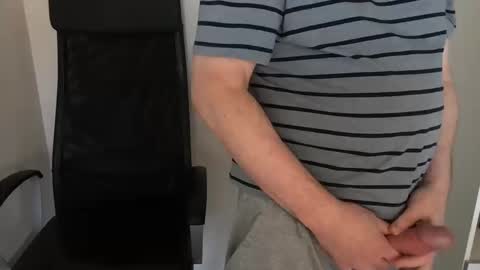 Snapshot of diki3333333333 chatting on 10-13-25, 07:36 Nick online show from 10-13-25, 07:36