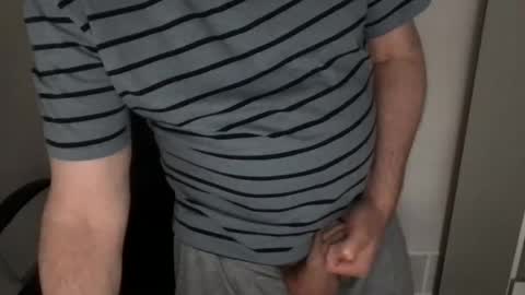 Snapshot of diki3333333333 chatting on 10-17-25, 12:58 Nick online show from 10-17-25, 12:58