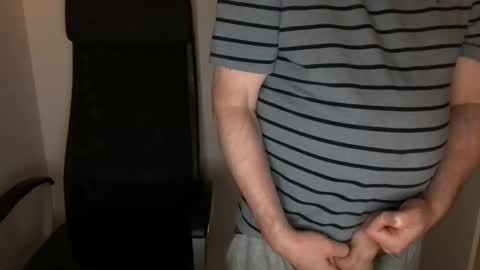 Snapshot of diki3333333333 chatting on 10-23-25, 06:45 Nick online show from 10-23-25, 06:45