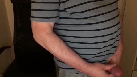 Snapshot of diki3333333333 chatting on 10-31-25, 08:26 Nick online show from 10-31-25, 08:26