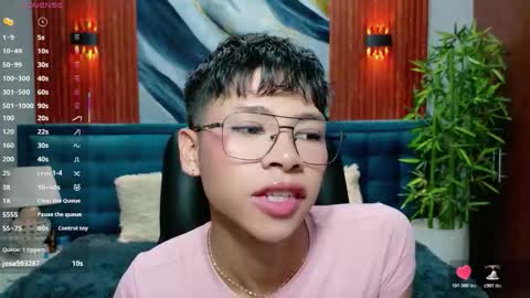  DILAN online show from 01-15-26, 06:33