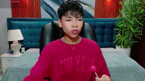  DILAN online show from 02-08-26, 06:33