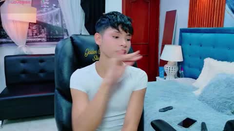 Snapshot of dilan_911 chatting on 05-10-26, 05:29 DILAN online show from 05-10-26, 05:29