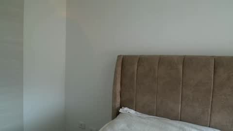 Dilan Coy online show from 04-01-26, 09:23