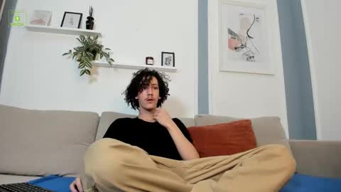 Snapshot of dilan_wolfe chatting on 12-04-25, 05:21 Dilan online show from 12-04-25, 05:21