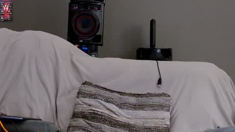 Snapshot of dilldough405 chatting on 12-27-24, 11:31 Dilldough405 online show from 12-27-24, 11:31