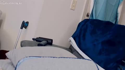 Snapshot of dilldough405 chatting on 12-18-25, 09:26 Dilldough405 online show from 12-18-25, 09:26