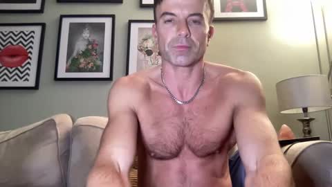 Snapshot of dillonwilde chatting on 12-30-24, 08:47 Dillon online show from 12-30-24, 08:47