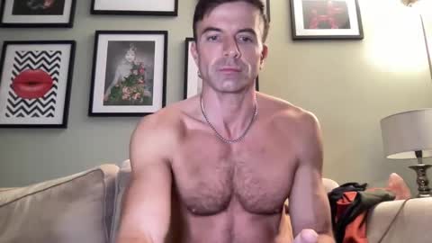 Snapshot of dillonwilde chatting on 01-10-25, 08:26 Dillon online show from 01-10-25, 08:26