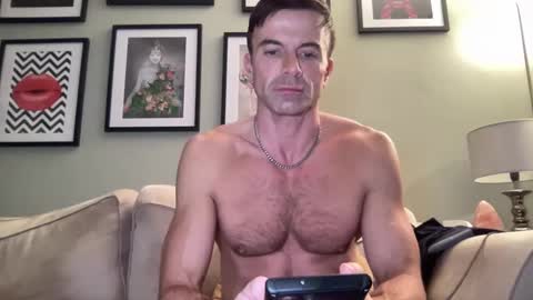 Snapshot of dillonwilde chatting on 01-14-25, 08:15 Dillon online show from 01-14-25, 08:15